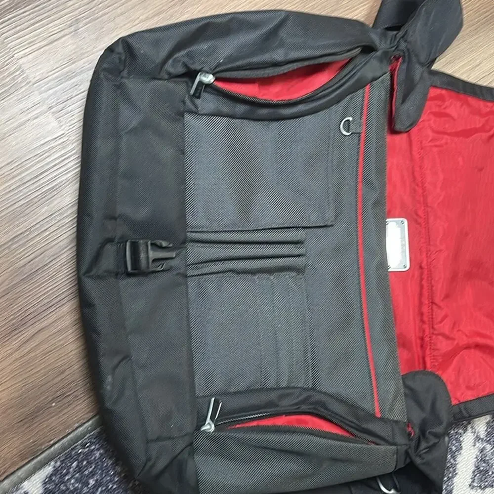 Tumi black multiple department crossbody messenger